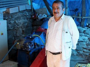 Kendi kullandığı elektriği kendi üretiyor