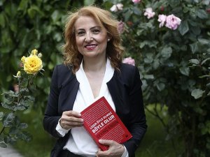 'Lider Öyle Olmaz Böyle Olur'