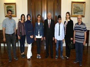 Başbakan Yıldırım, TEOG şampiyonlarını kabul etti