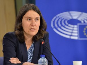 Avrupa'dan vize serbestisi için HDP şartı