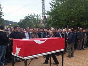 Kansere yenik düşen polis memuru toprağa verildi