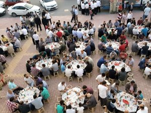 KONTİMDER’den, şehit aileleri ve kimsesiz çocuklara iftar yemeği
