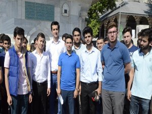 'Liseler siyasi ve ideolojik kamplaşma yeri değildir'