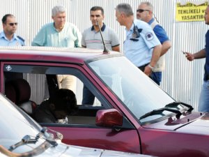 Uyuşturucu alemi yaptıkları arkadaşları ölünce hastaneye bırakıp kaçtılar
