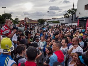 Venezuela'da gıda krizi nedeniyle çıkan olaylarda 4 kişi öldü