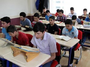 Kursta 68 yılda bin 300 hafız yetiştirildi