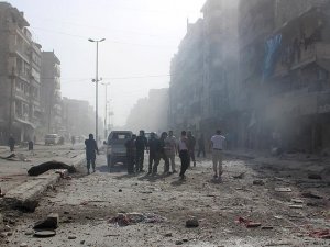 Rus jetleri Halep'te hastane ve ilaç fabrikasına saldırdı
