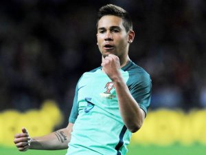 Borussia Dortmund transfere doymuyor