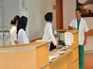 Türkiye'de çalışacak yabancı doktorlar hakkında düzenleme