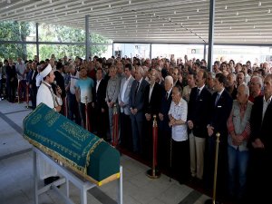 Hakkı Devrim son yolculuğuna uğurlandı