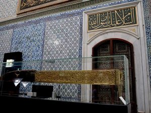Kutsal emanetlere ramazan ilgisi