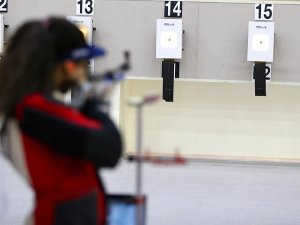 Milli sporcu Elif Kırklar atıcılıkta ilki başardı