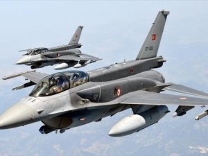 'Teröristlere ait sığınak ve barınağının bulunduğu 16 hedef vuruldu'