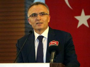 "Öğretmen açığını azaltmak için yeni alımlar yapacağız"