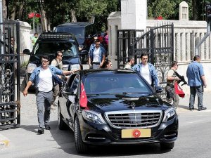 Erdoğan anne ve babasının mezarlarını ziyaret etti