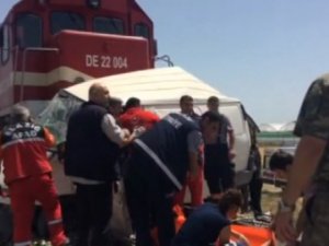 Elazığ'da hemzemin geçitte kaza: 9 ölü, 1 yaralı