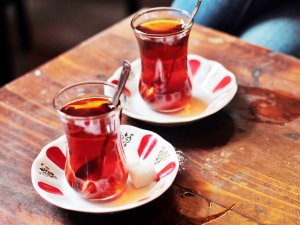 Konya'daki bu çay evinde sahura kadar servis var