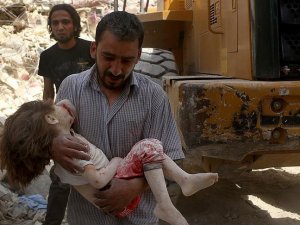 Halep'te yerleşim yerine saldırı: 8 ölü