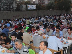 Diyarbakır'da terör mağdurları iftarda buluştu