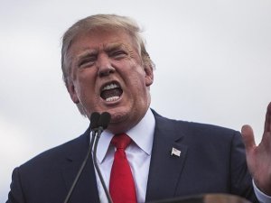 ABD'de bir kişi polis silahıyla Trump’ı vurmak istedi