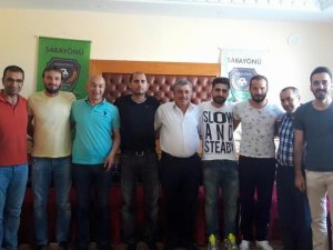 Sarayönü Belediyespor gümbür gümbür geliyor