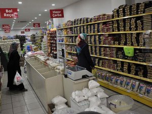 Dayanışma, bakkalların cirosunu artırdı