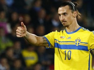 Ibrahimoviç'in menajerinden transfer açıklaması