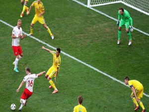 Polonya Ukrayna'yı 1-0 mağlup etti