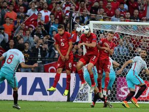 'Türkiye son anda tutundu ama henüz yeterli değil'