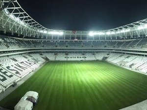 UEFA'dan Vodafone Arena'ya ziyaret