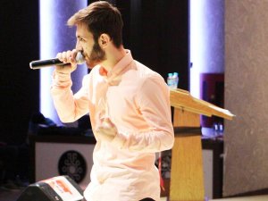 Hakikate ulaşmanın yeni ve farklı yolu: İslami rap