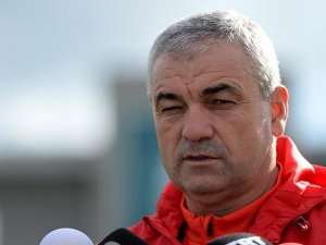 Rıza Çalımbay: Yüksek maliyetli transfer yapma şansımız yok