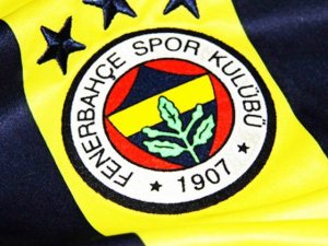 Fenerbahçe'de büyük sevinç! Kalıyor...