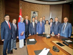 AK Parti Konya’dan Bakan Kılıç’a ziyaret