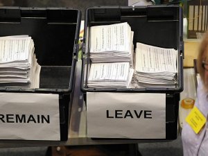 'Brexit' kararına İngiltere basınından ilk tepki