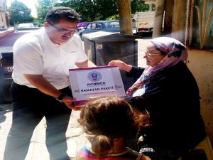 Akşehir'de Akimmed’den gıda paketi yardımı