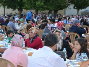 Kulu Yardımlaşma Derneğinden 7. Geleneksel iftar yemeği