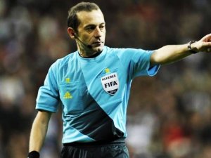 EURO 2016'da dev maç Cüneyt Çakır'ın!