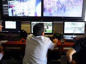 Taksim ve İstiklal Caddesi 24 saat izleniyor