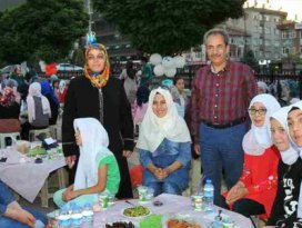 Geleneksel Çocuk İftar Şenliği yapıldı
