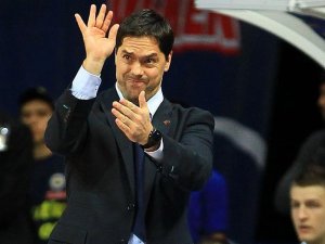 Banvit Filipovski ile anlaştı
