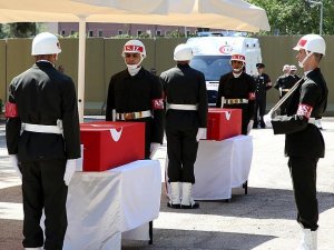 Şehit Uzman Çavuş Ünal ile şehit polis memuru Mustafa Yıldırım toprağa verildi