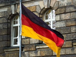 Köln'de İstanbul'daki saldırı için taziye defteri açıldı