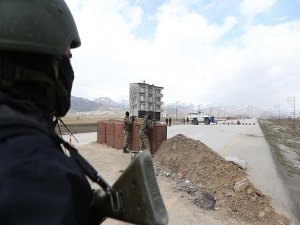 DAEŞ mensubu canlı bomba etkisiz hale getirildi