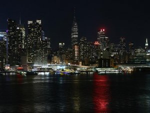 New York'ta saldırıda hayatını kaybedenler için anma töreni düzenledi