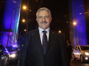 Bakan Arslan'ın tebrik kartı güvenlik güçlerine ulaştı