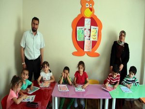 Oyun oynayarak Kur'an-ı Kerim'i öğreniyorlar