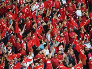 EURO 2016 Dünya Kupasına fark attı