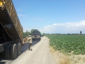 Akşehir'de asfaltlama çalışmaları sürüyor