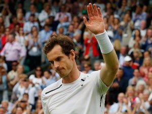 Wimbledon'da Murray yoluna devam ediyor